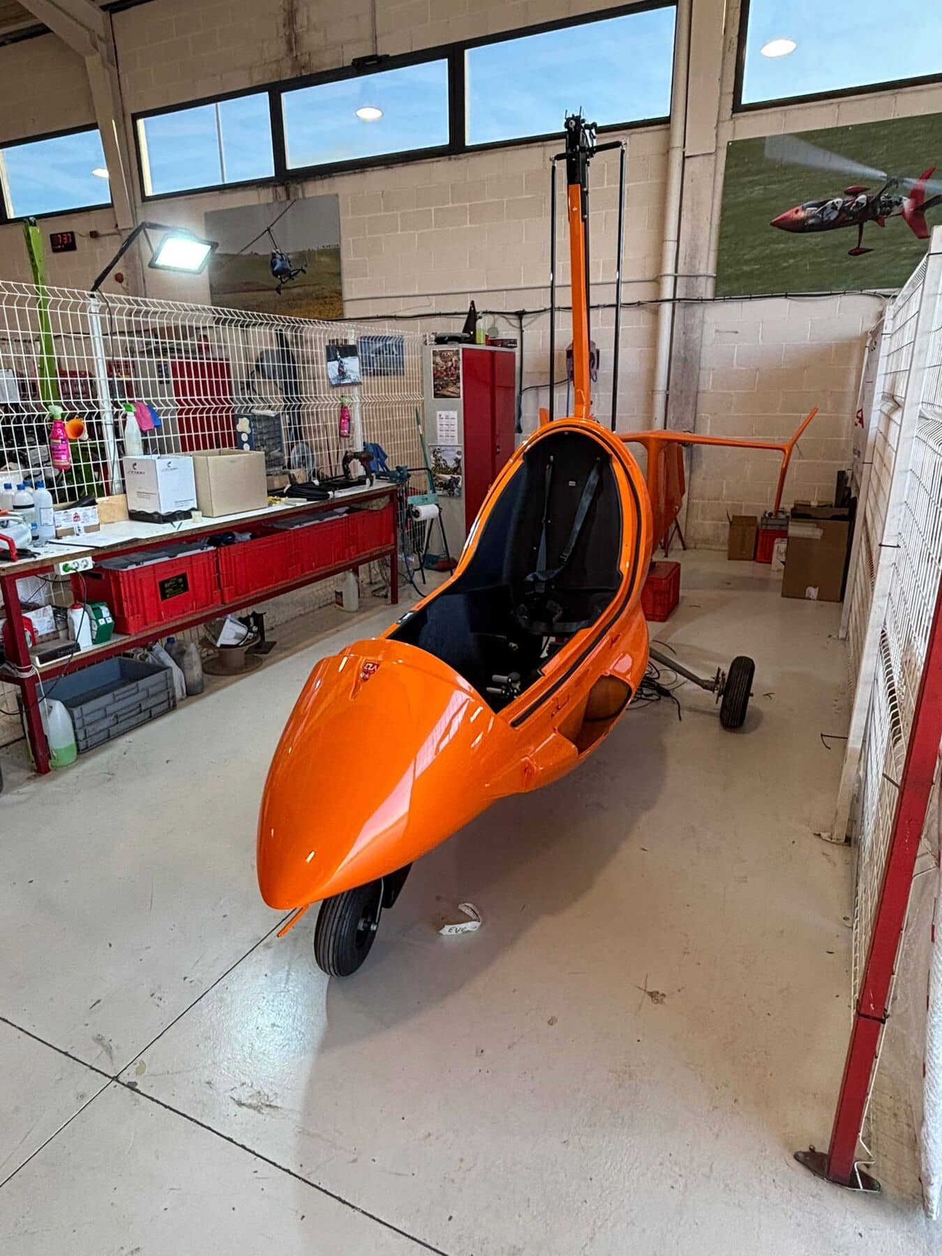 ELA Gyrocopter_navsteva tovarny ELA ve Spanelsku 13