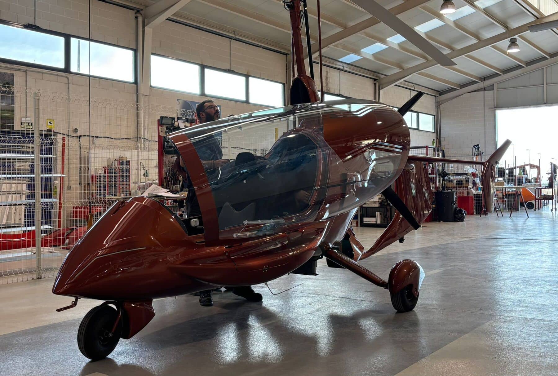 ELA Gyrocopter_navsteva tovarny ELA ve Spanelsku 9